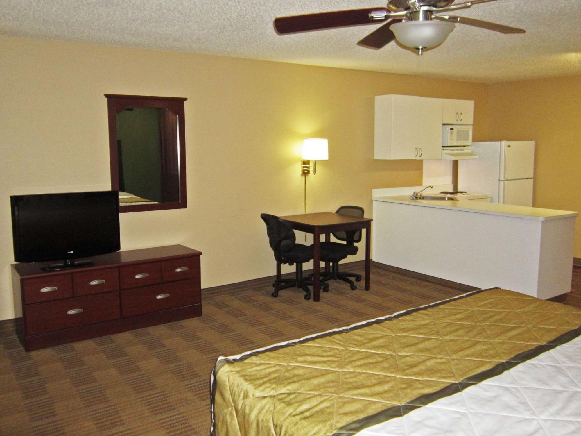 Extended Stay America Suites - Philadelphia - Plymouth Meeting - East Esterno foto